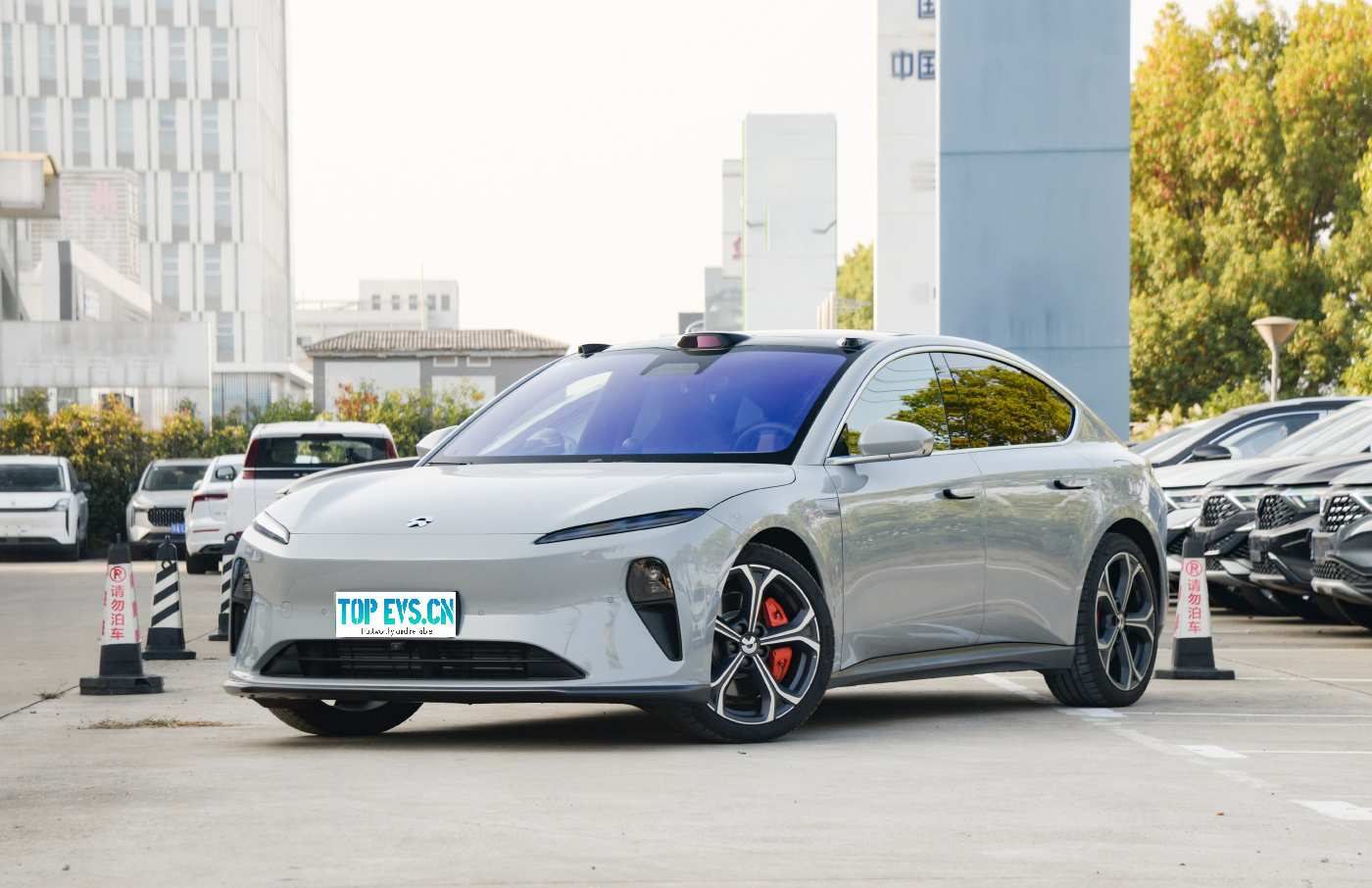 NIO ET5